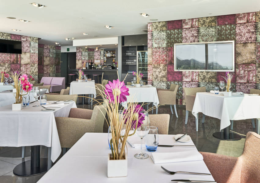 bar attik son moll sentits hotel spa  bar attik terraza son moll sentits hotel spa serrano hotels