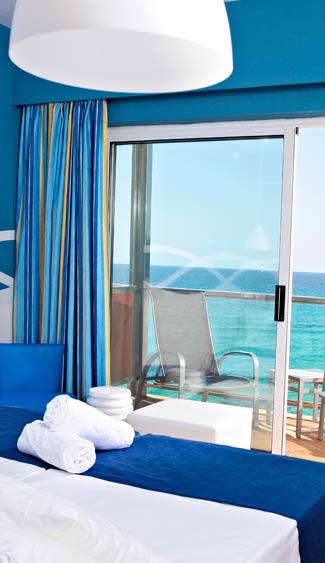 habitacion doble superior vista mar hotel clumba serrano hotels