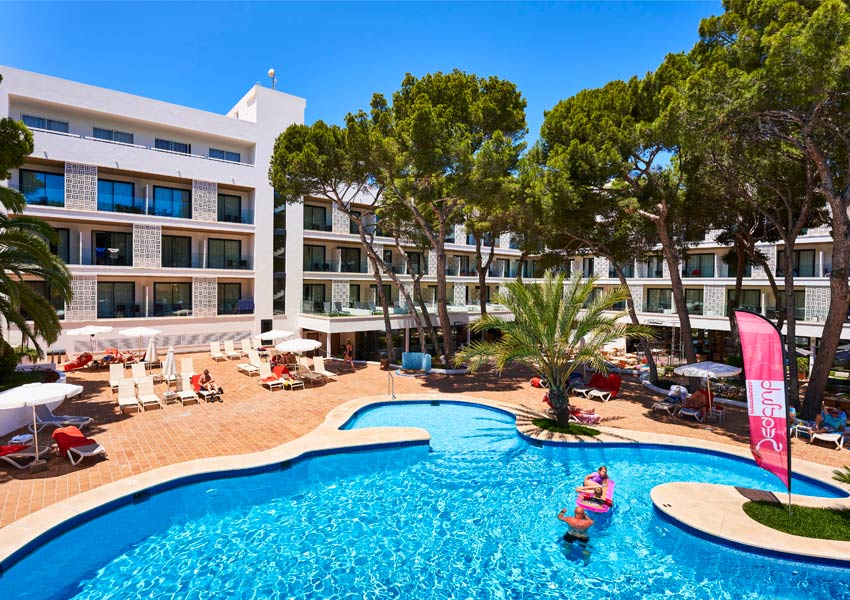 piscina exterior servicio hotel spa sentrador playa serrano hotels piscina exterior servicio hotel spa sentrador playa serrano hotels