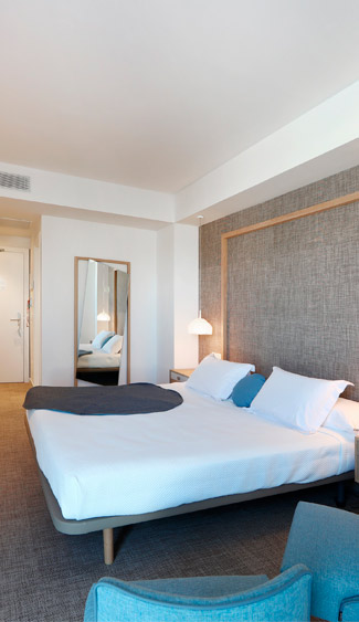 doble vista mar lateral hotel mar azul purestil serrano hotels