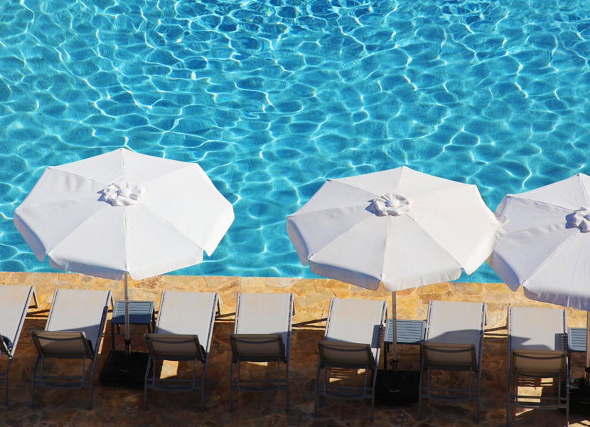 servicio piscina exterior mar azul purestil hotel spa