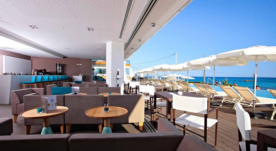 bar lobby son moll sentits hotel spa bar lobby son moll sentits hotel spa