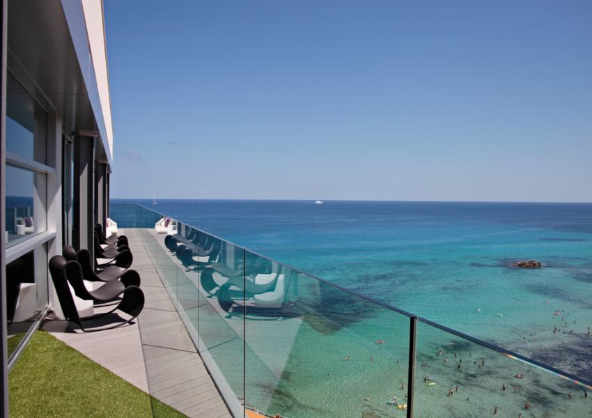 bar attik son moll sentits hotel spa  bar attik terraza son moll sentits hotel spa serrano hotels